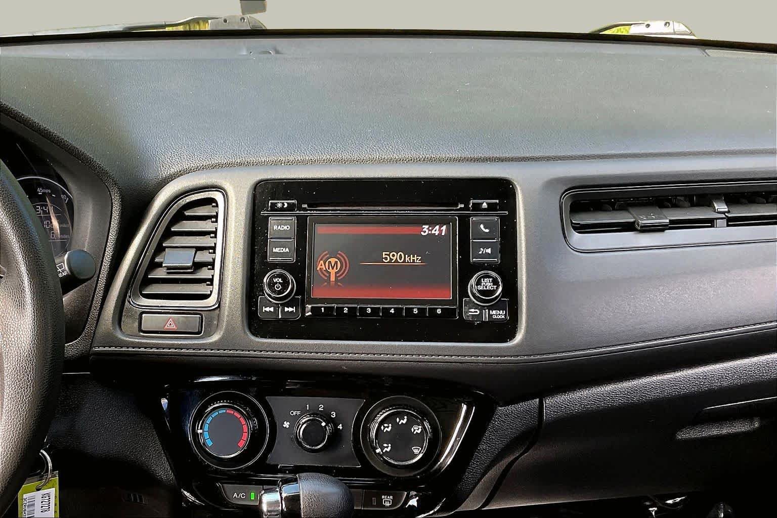 Used 2019 Honda HR-V LX image 7