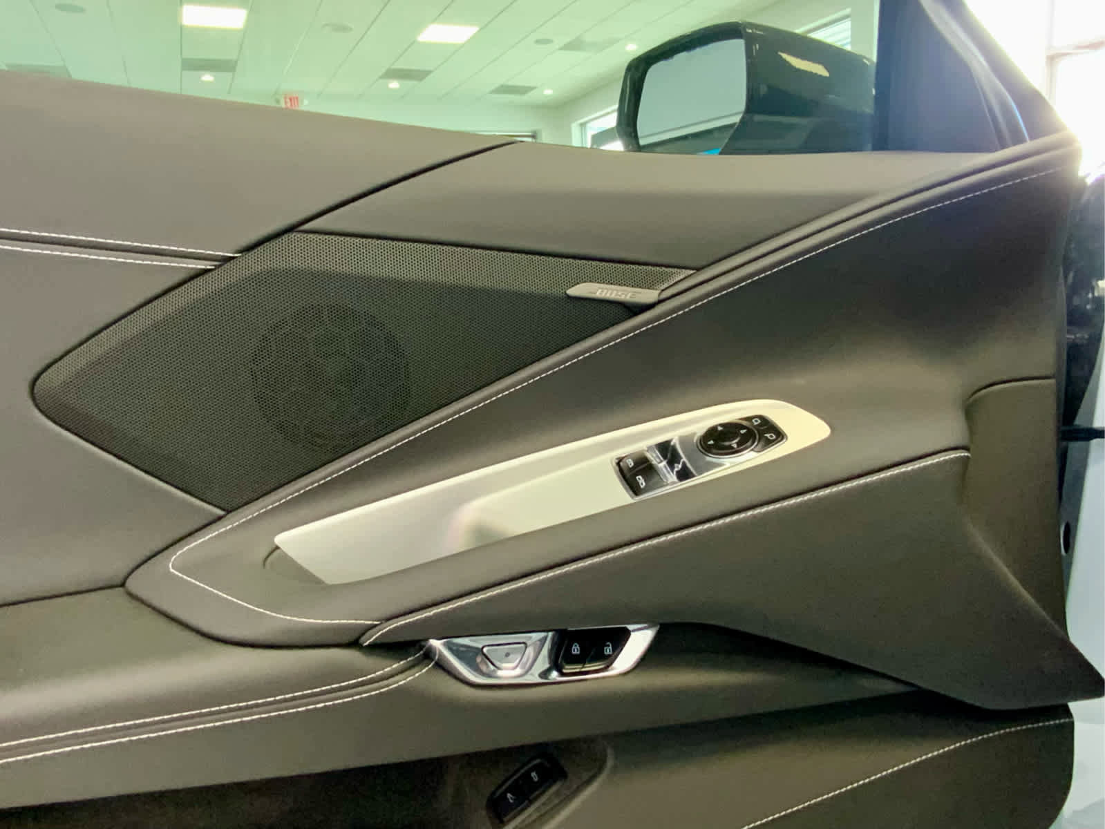 Used 2023 Chevrolet Corvette Stingray Coupe w/ Z51 Performance Package image 36