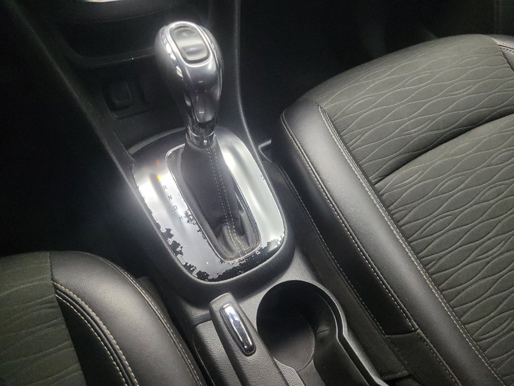 Used 2015 Buick Encore Convenience FWD image 26