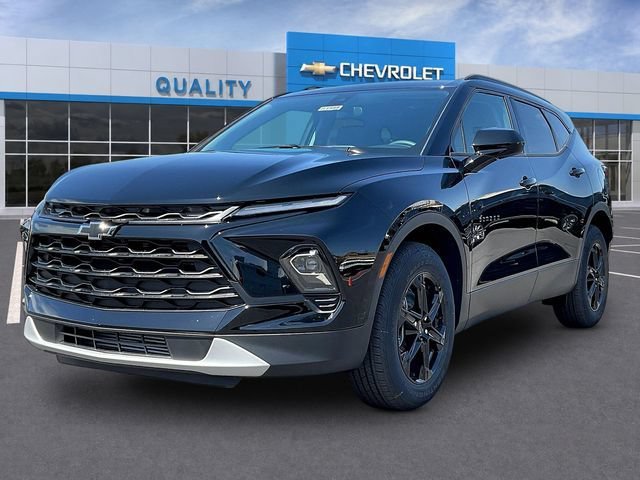 Used 2026 Chevrolet Blazer LT w/ Midnight/Sport Edition FWD image 2