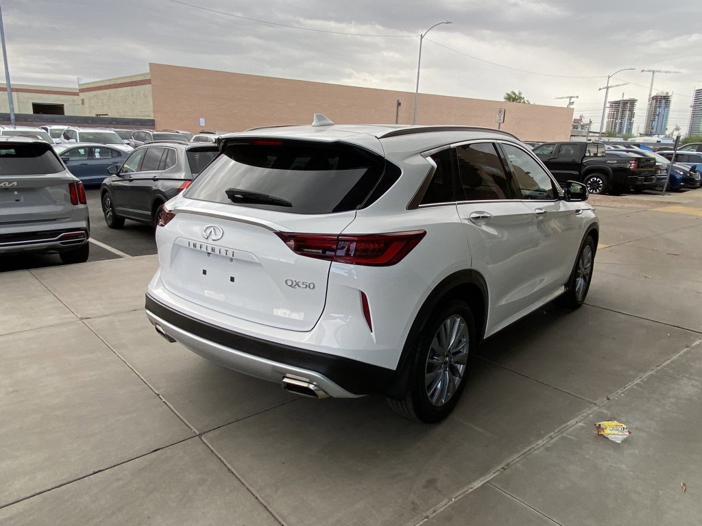 Used 2024 INFINITI QX50 Luxe image 5