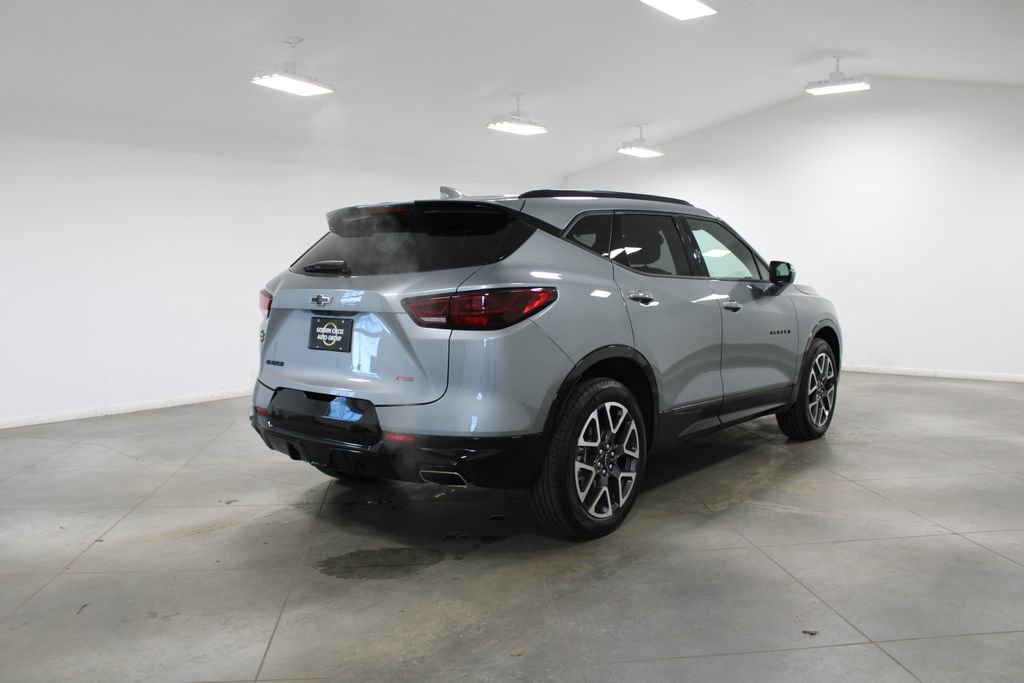 Used 2025 Chevrolet Blazer RS image 9