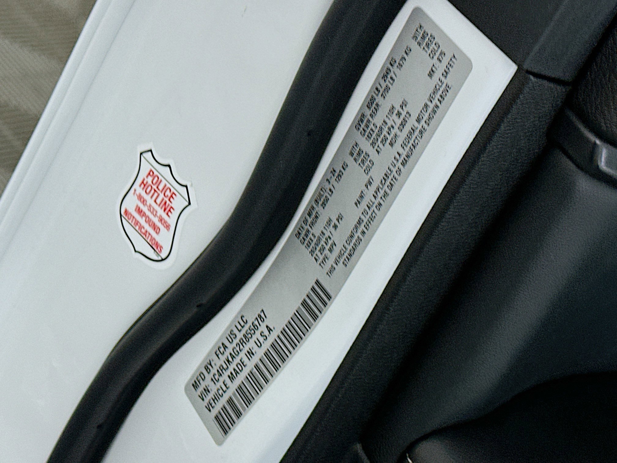 Used 2024 Jeep Grand Cherokee L Laredo image 12