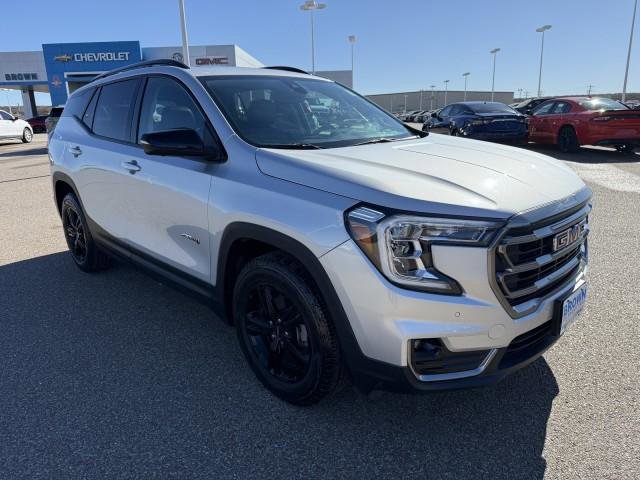 Used 2022 GMC Terrain AT4 w/ Tech Package image 11