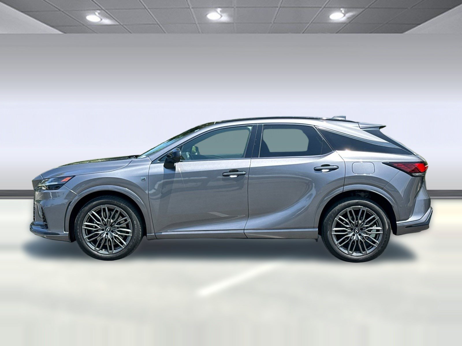Certified 2023 Lexus RX 500h F Sport w/ Accessory Package (Z1) AWD/4WD image 2