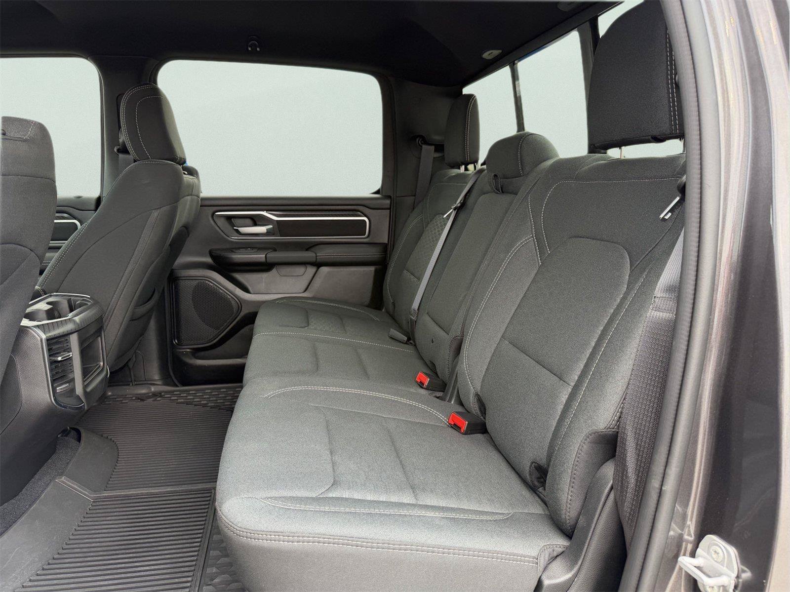 Used 2025 RAM 1500 Big Horn w/ Night Edition AWD/4WD image 18