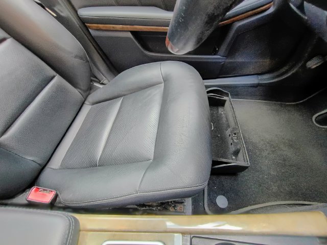 Used 2010 Mercedes-Benz E 350 Sedan image 58