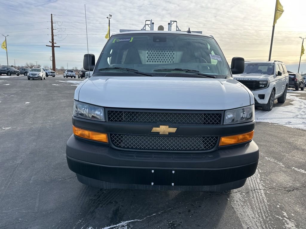 Used 2025 Chevrolet Express 2500 Extended w/ Communications Package image 14