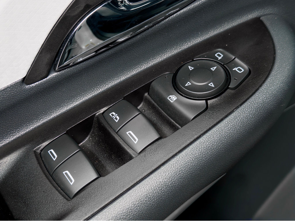 Used 2021 Chevrolet Bolt LT image 7