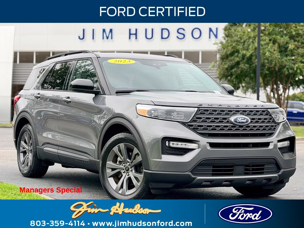 Certified 2023 Ford Explorer XLT w/ Equipment Group 202A RWD image 1
