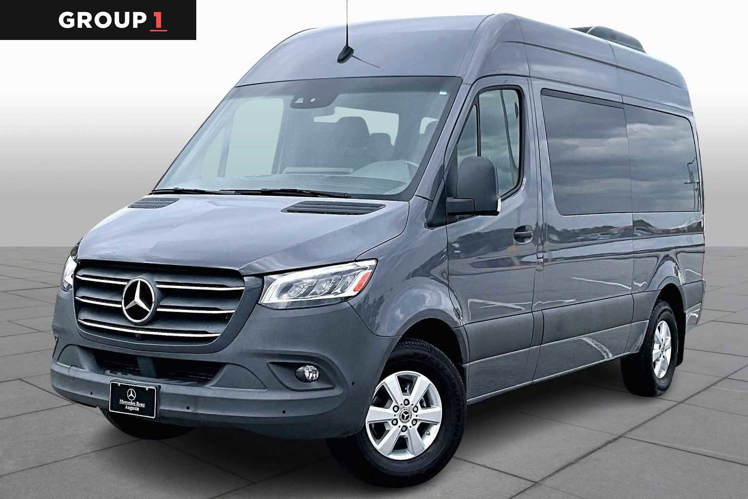 Used 2022 Mercedes-Benz Sprinter 2500 image 1