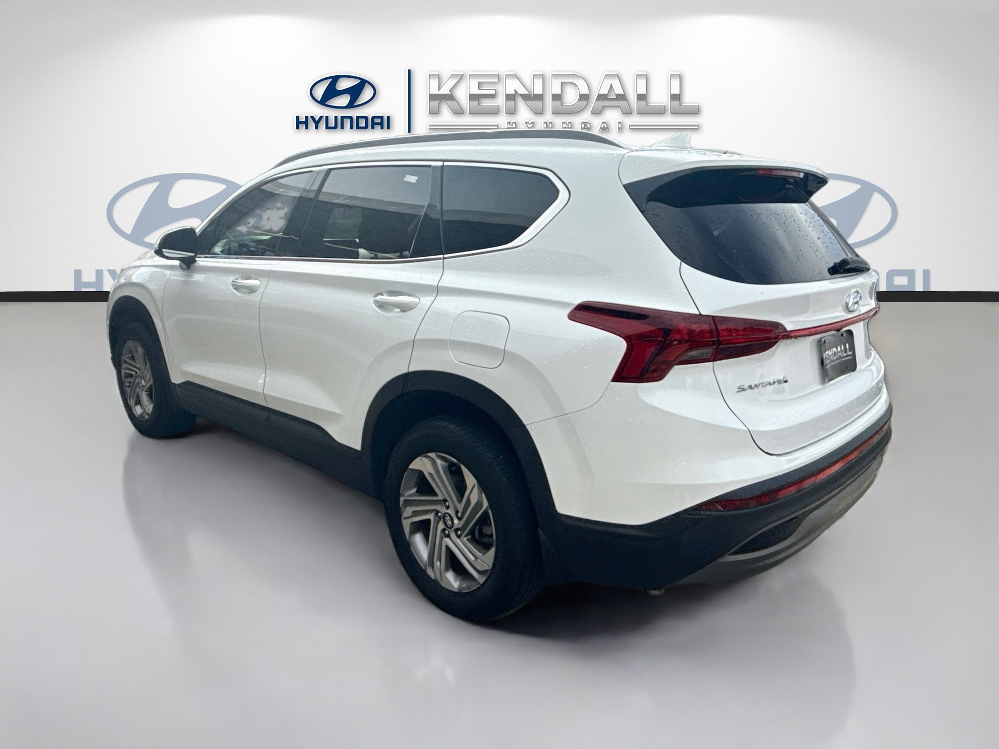 Used 2023 Hyundai Santa Fe SEL FWD image 4