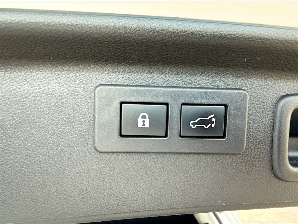 Used 2023 Subaru Forester Premium image 30