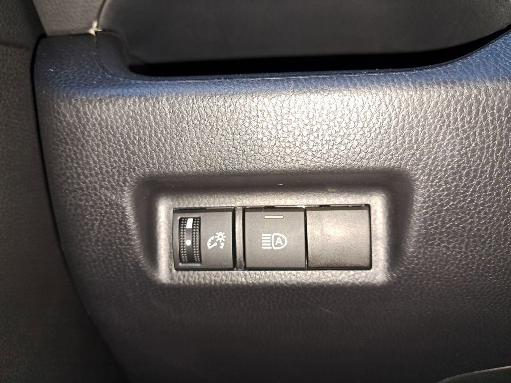 Used 2025 Toyota RAV4 LE image 24