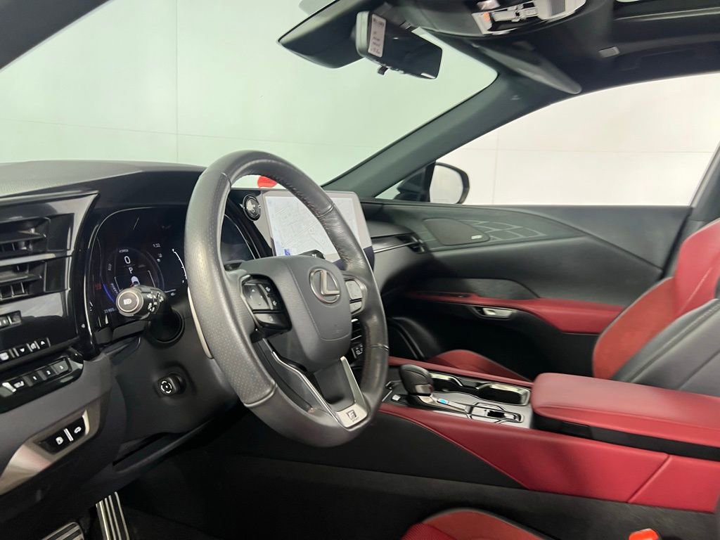 Used 2024 Lexus RX 500h F Sport w/ Convenience Package image 24