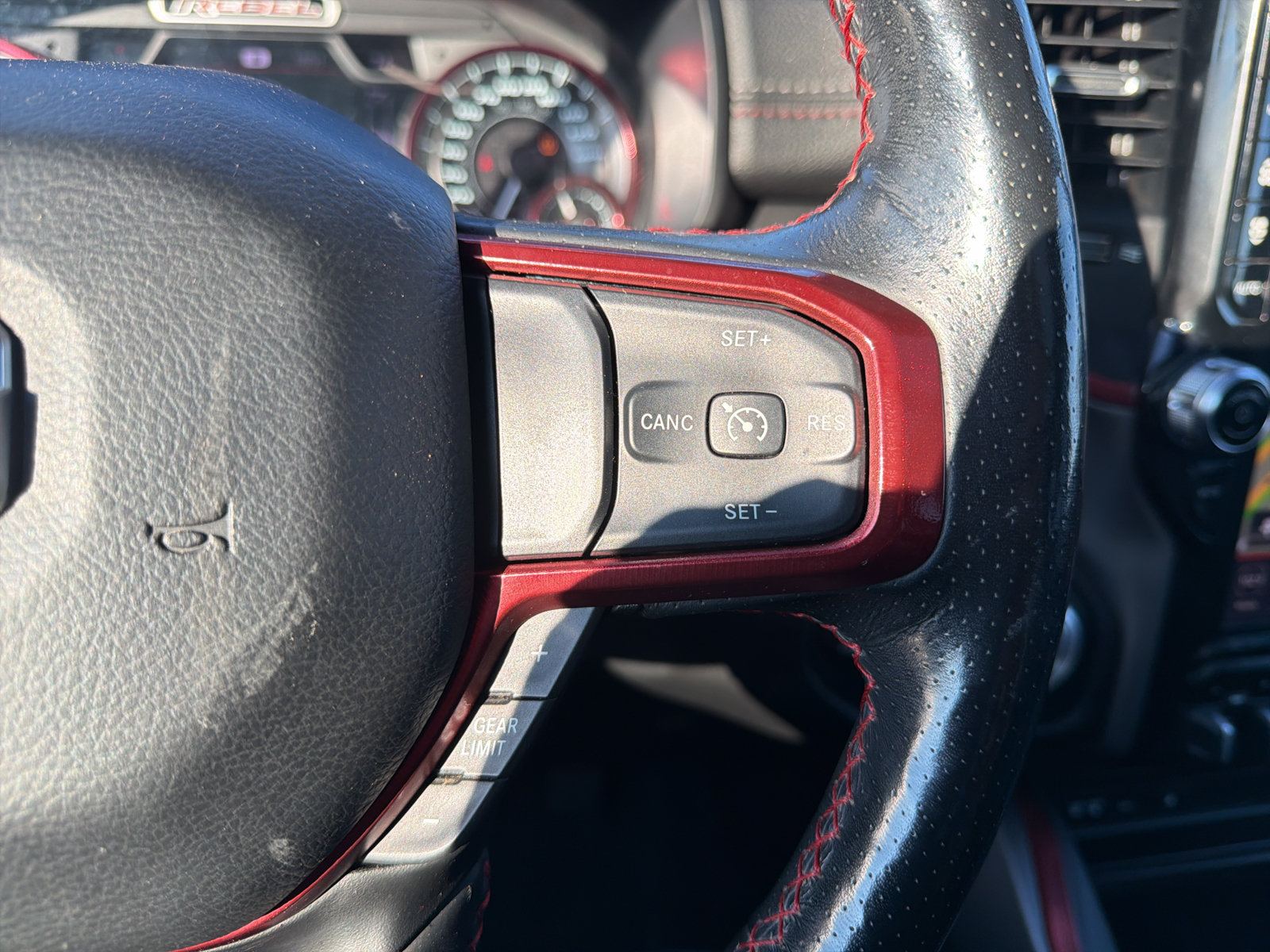 Used 2019 RAM 1500 Rebel w/ Rebel Level 2 Equipment Group AWD/4WD image 22
