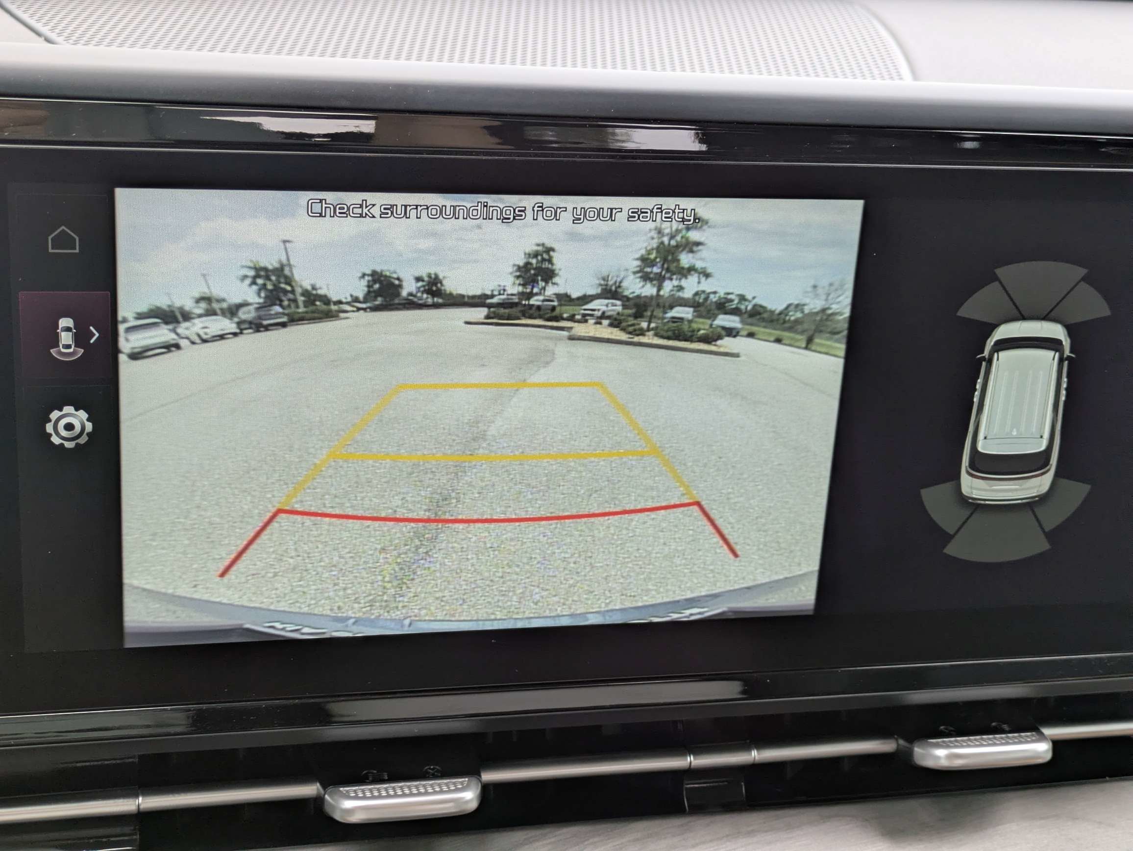 Certified 2024 Kia Carnival EX FWD image 28