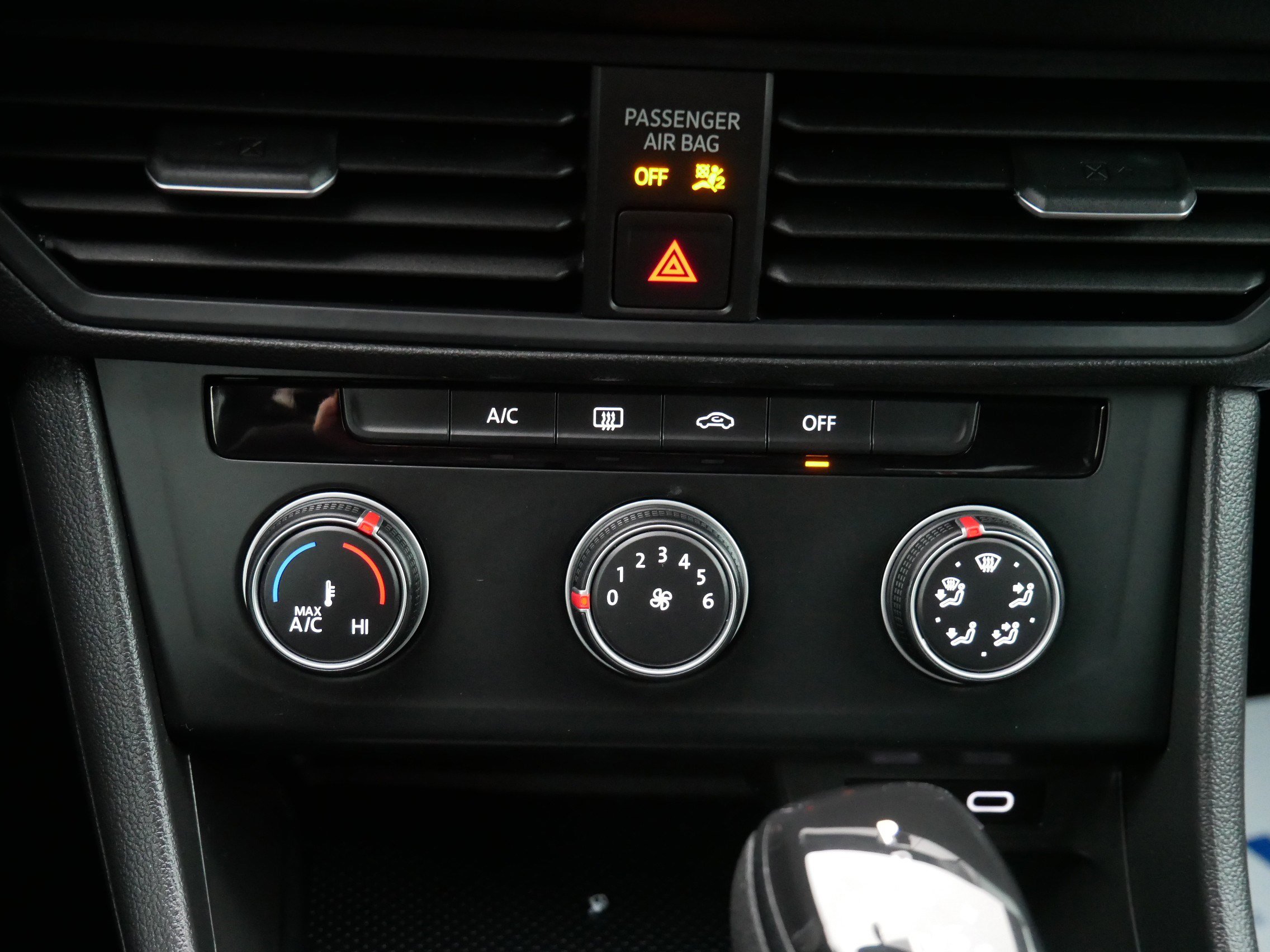 Used 2022 Volkswagen Jetta Sport image 26