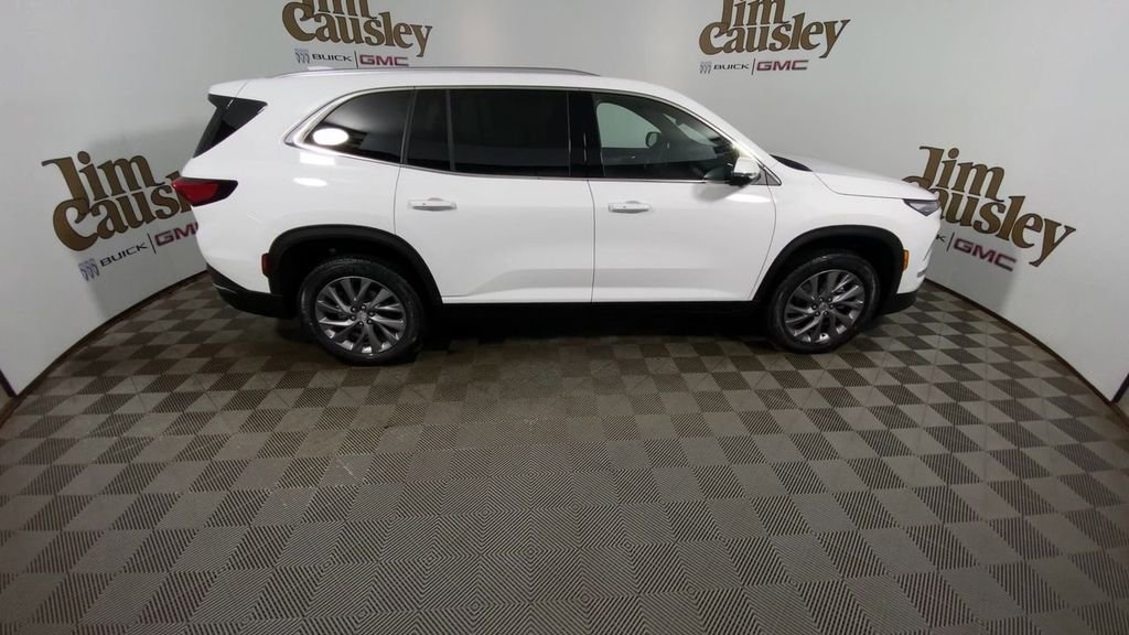 Used 2026 Buick Enclave Preferred w/ Power Package AWD/4WD image 9