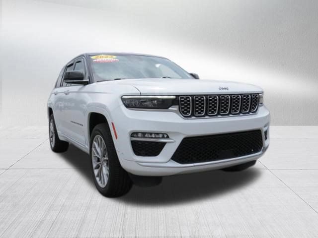 Used 2023 Jeep Grand Cherokee Summit RWD image 9
