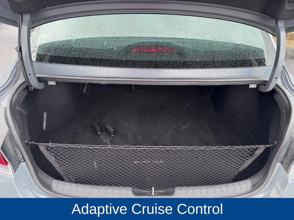 Used 2023 Hyundai Elantra Limited w/ Cargo Package FWD image 7