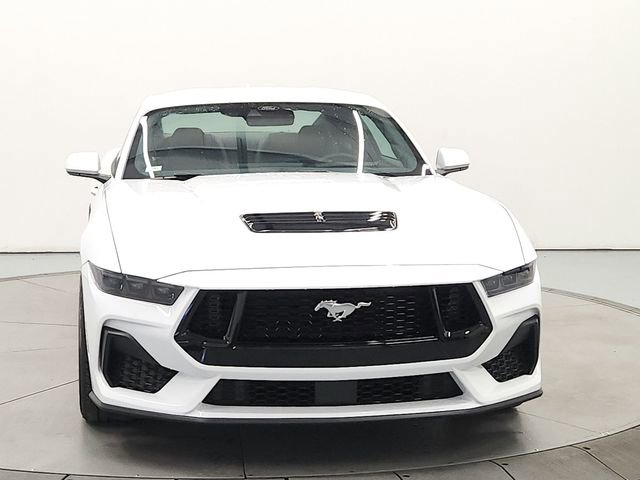 Used 2025 Ford Mustang GT RWD image 2