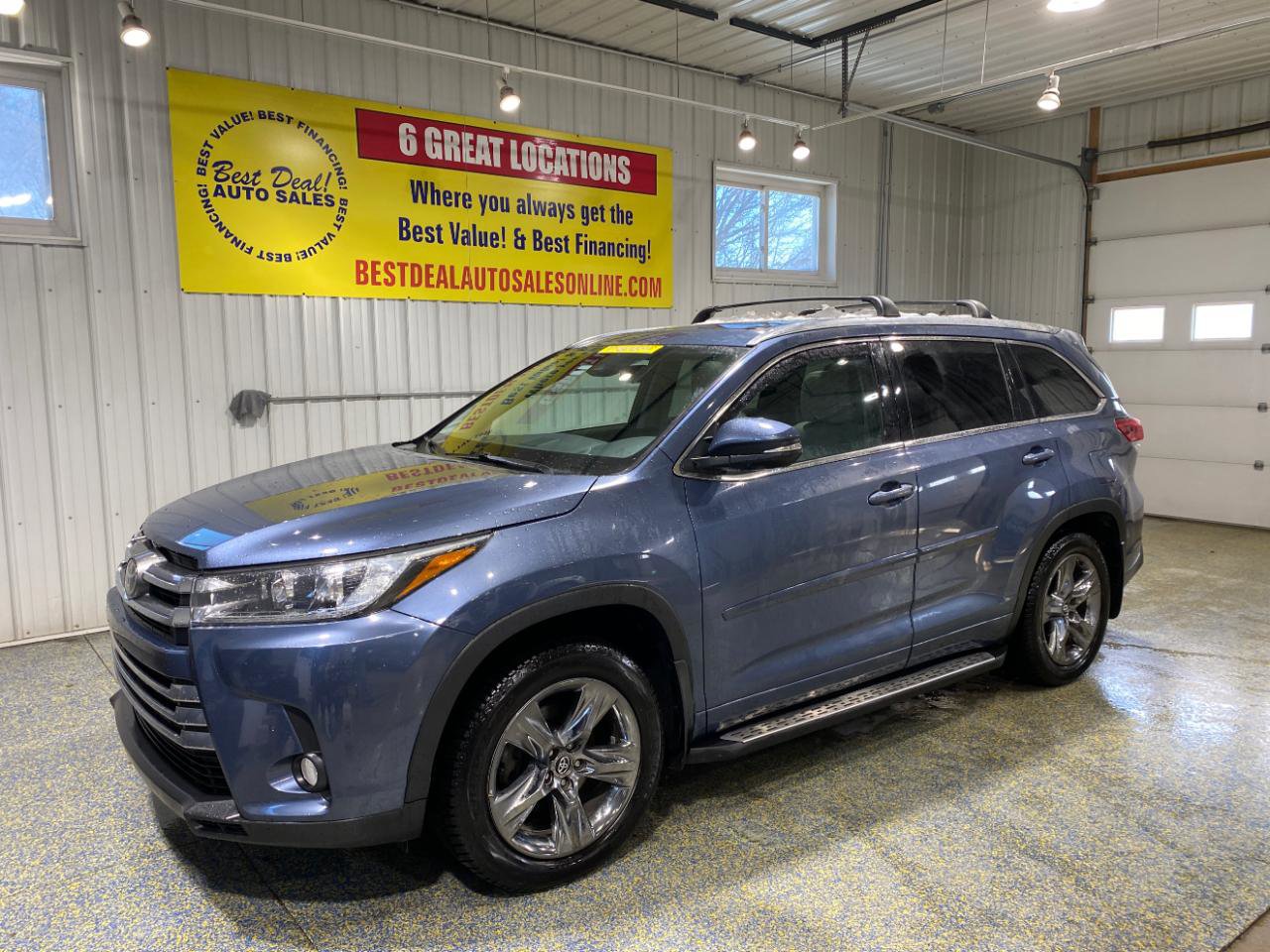 Used 2017 Toyota Highlander Limited Platinum image 1