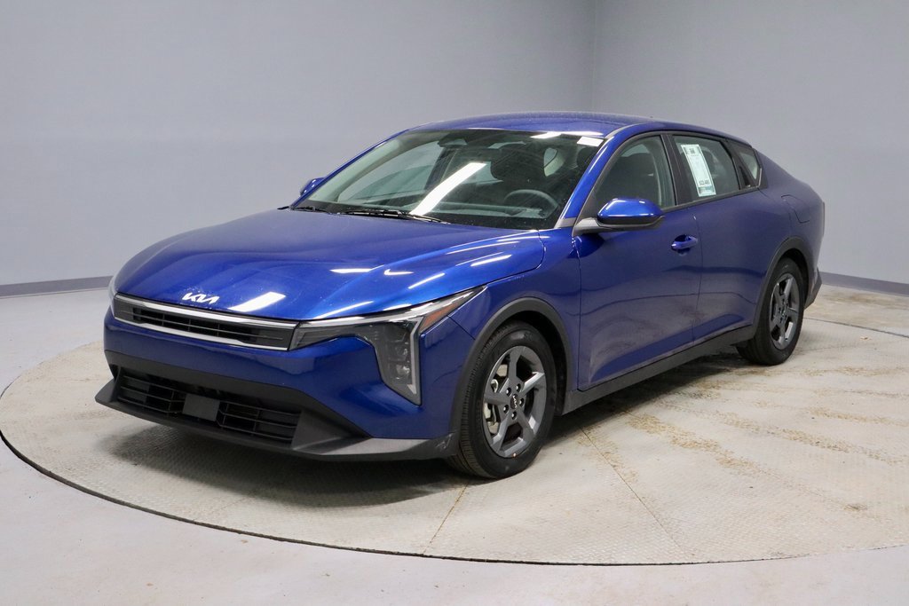 Used 2025 Kia K4 LXS image 6