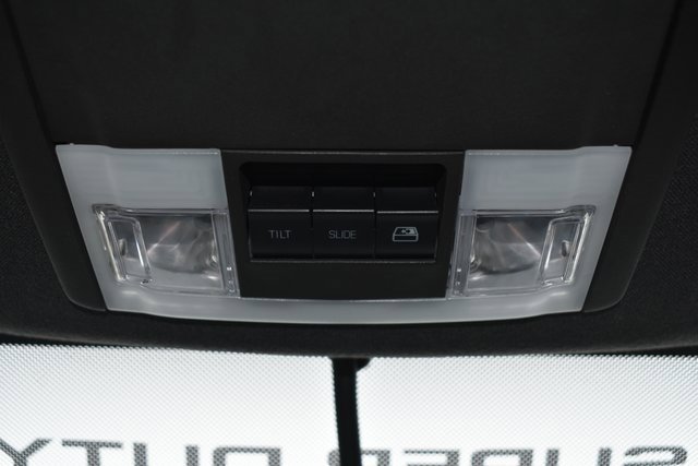 Used 2015 Ford F350 Lariat w/ Lariat Ultimate Package image 35