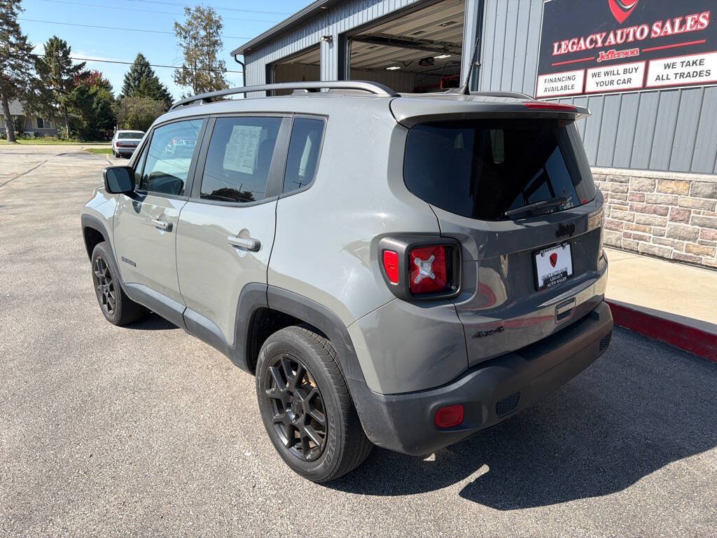 Used 2020 Jeep Renegade Altitude AWD/4WD image 3
