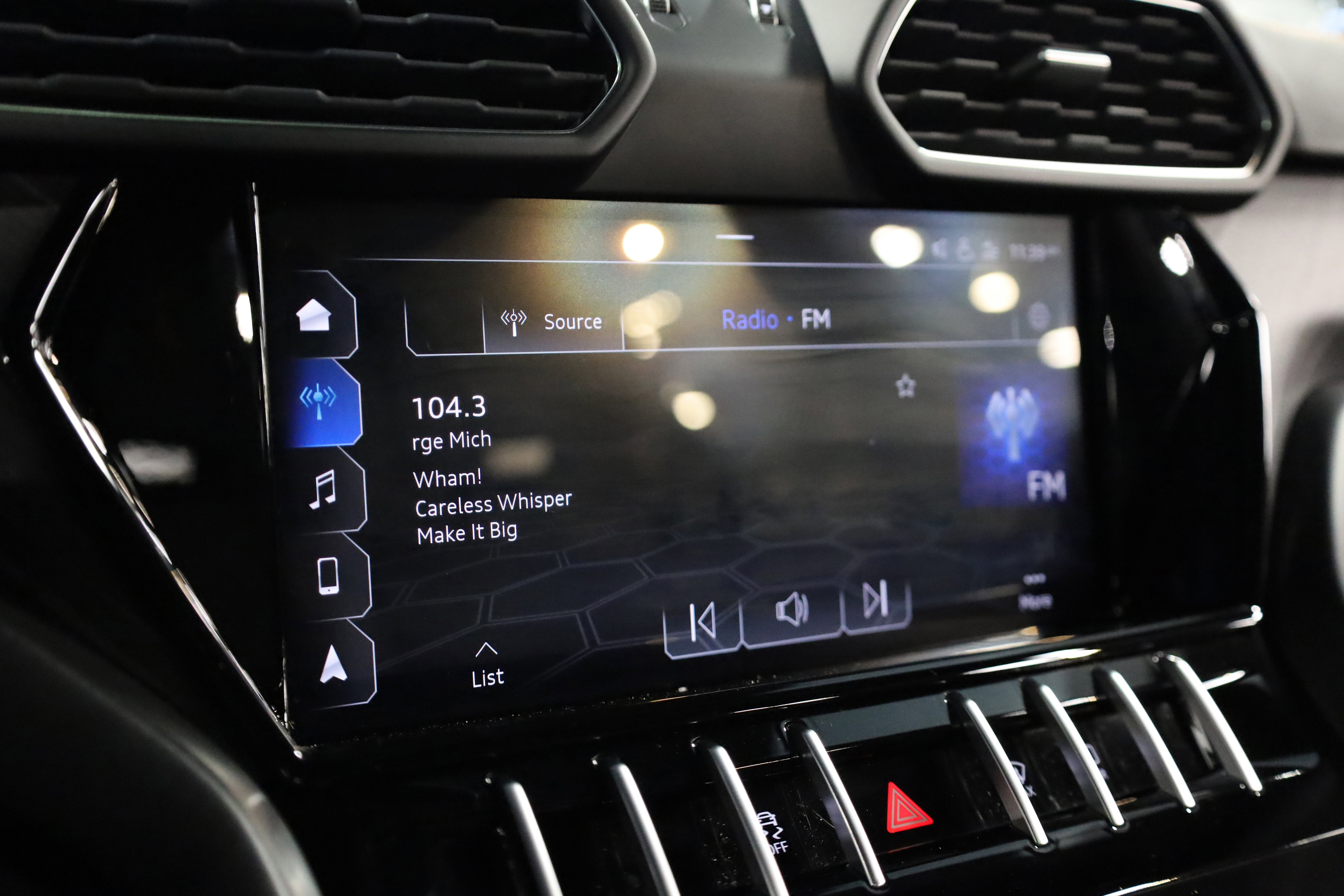 Used 2021 Lamborghini Urus image 27