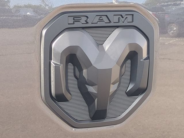 Used 2025 RAM 1500 Big Horn AWD/4WD image 10