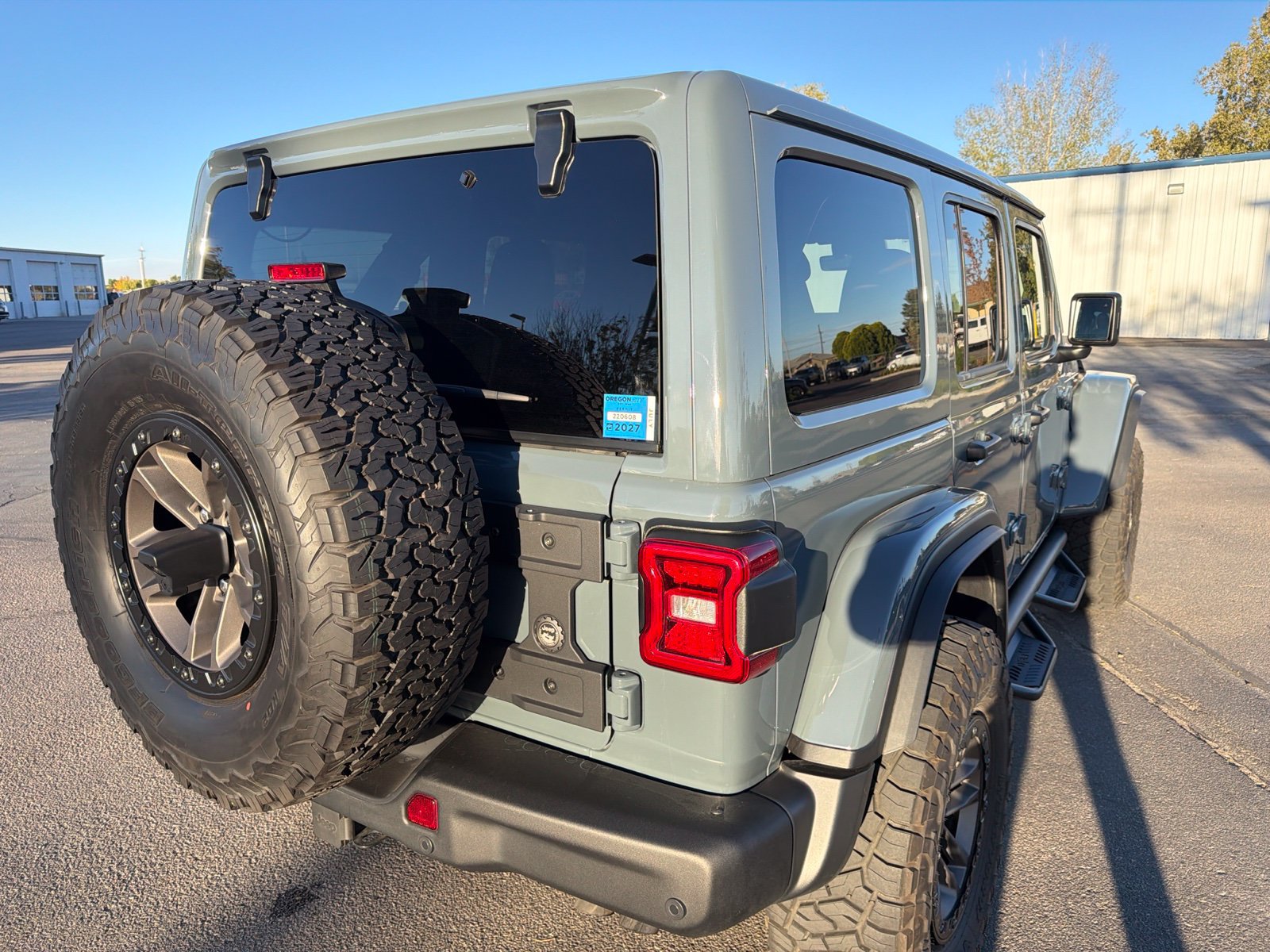 Used 2025 Jeep Wrangler Unlimited Rubicon 392 AWD/4WD image 8