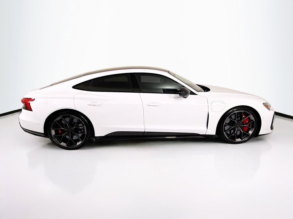 Certified 2025 Audi RS e-tron GT performance w/ Dynamic Plus Package AWD/4WD image 4