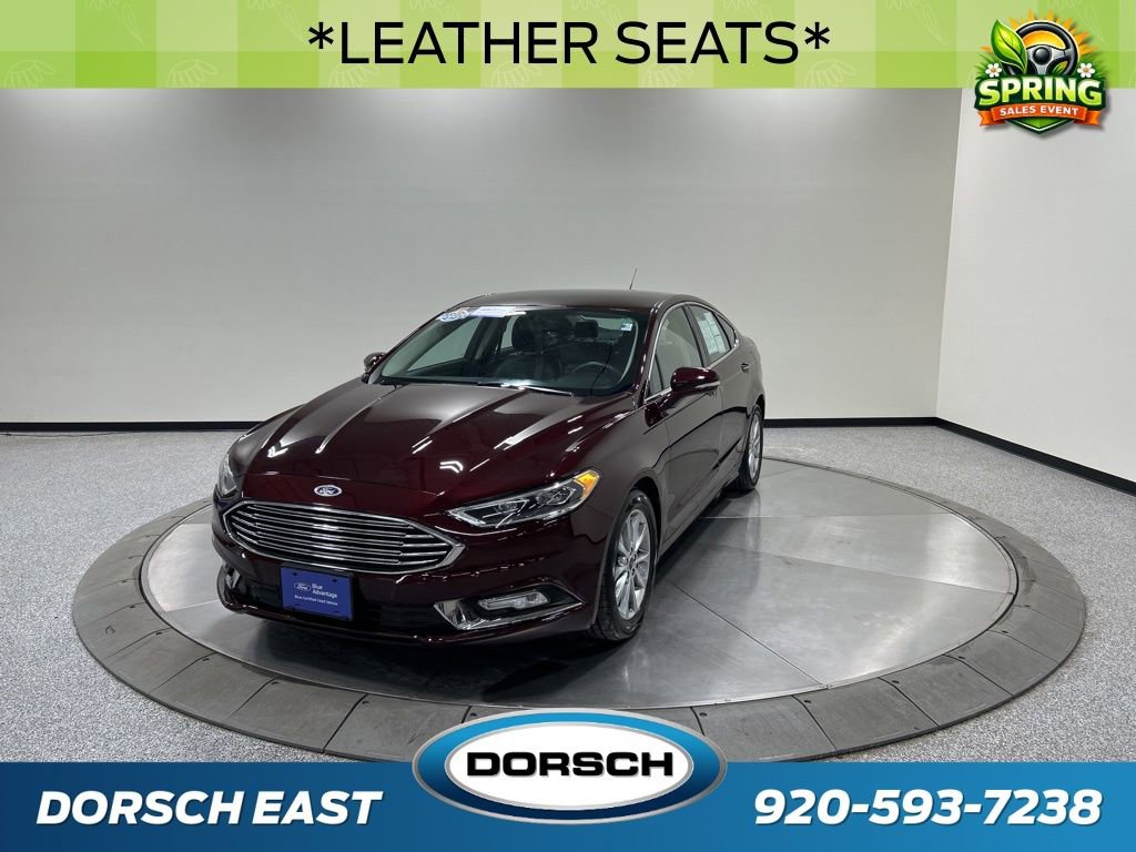Used 2017 Ford Fusion SE w/ Fusion SE Technology Package image 1