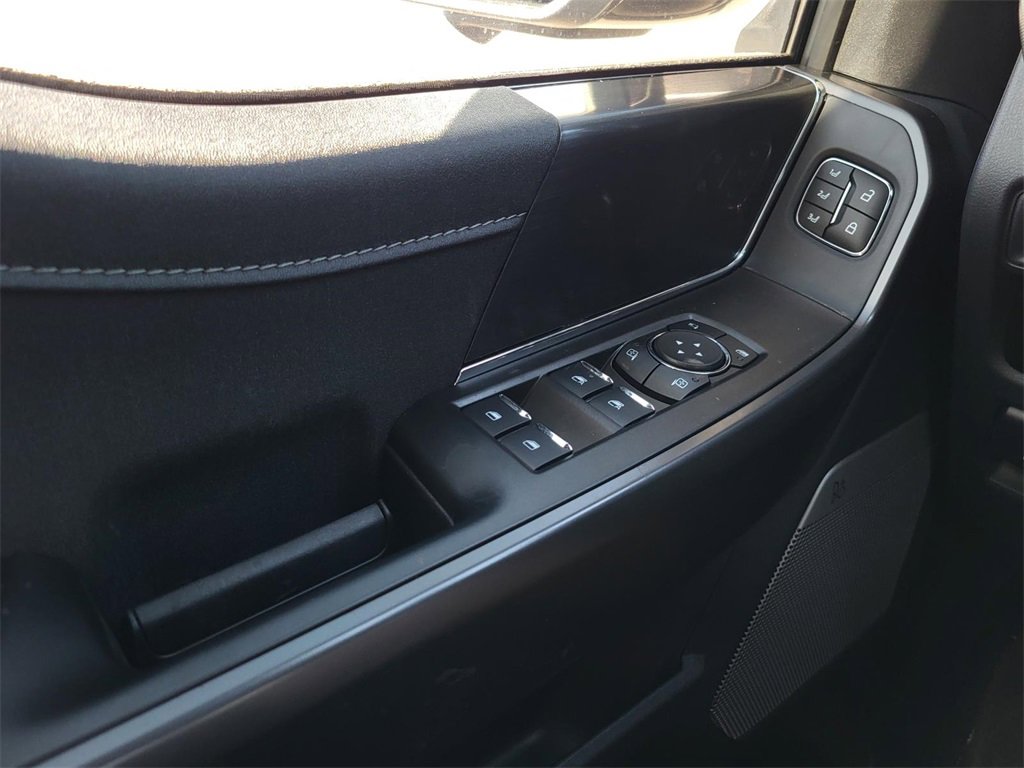 New 2025 Ford F150 Lariat w/ Equipment Group 501A Mid image 19