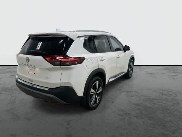 Used 2023 Nissan Rogue SL w/ SL Premium Package FWD image 3
