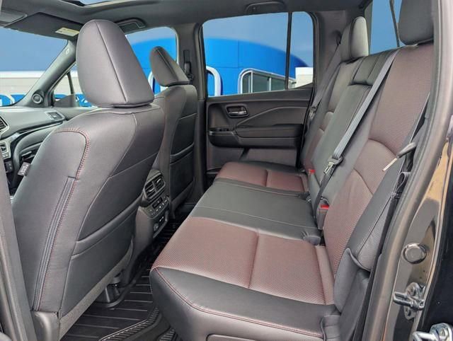New 2026 Honda Ridgeline Black Edition image 10
