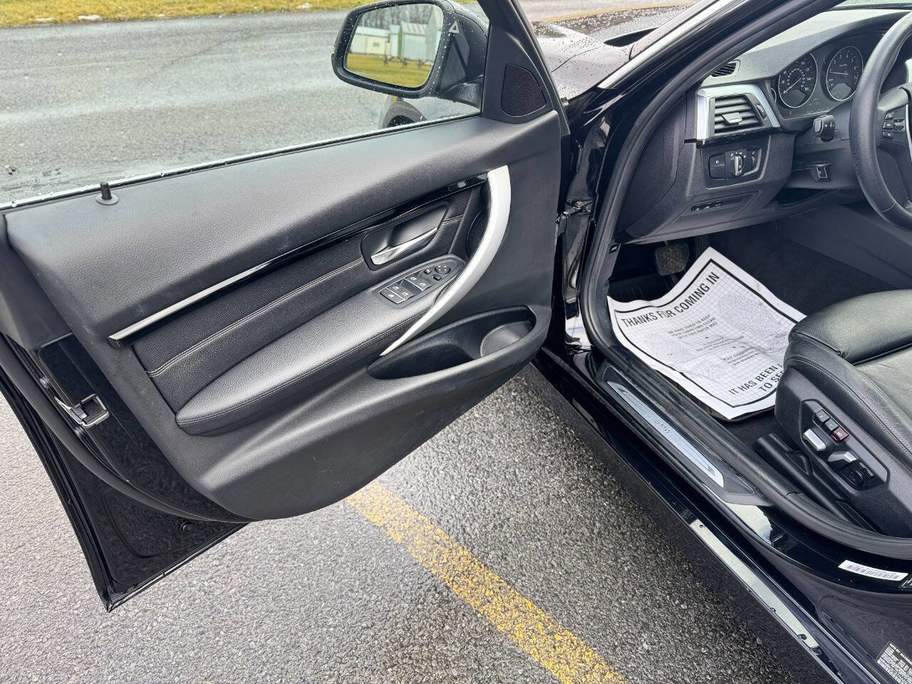 Used 2017 BMW 330i xDrive Wagon image 8