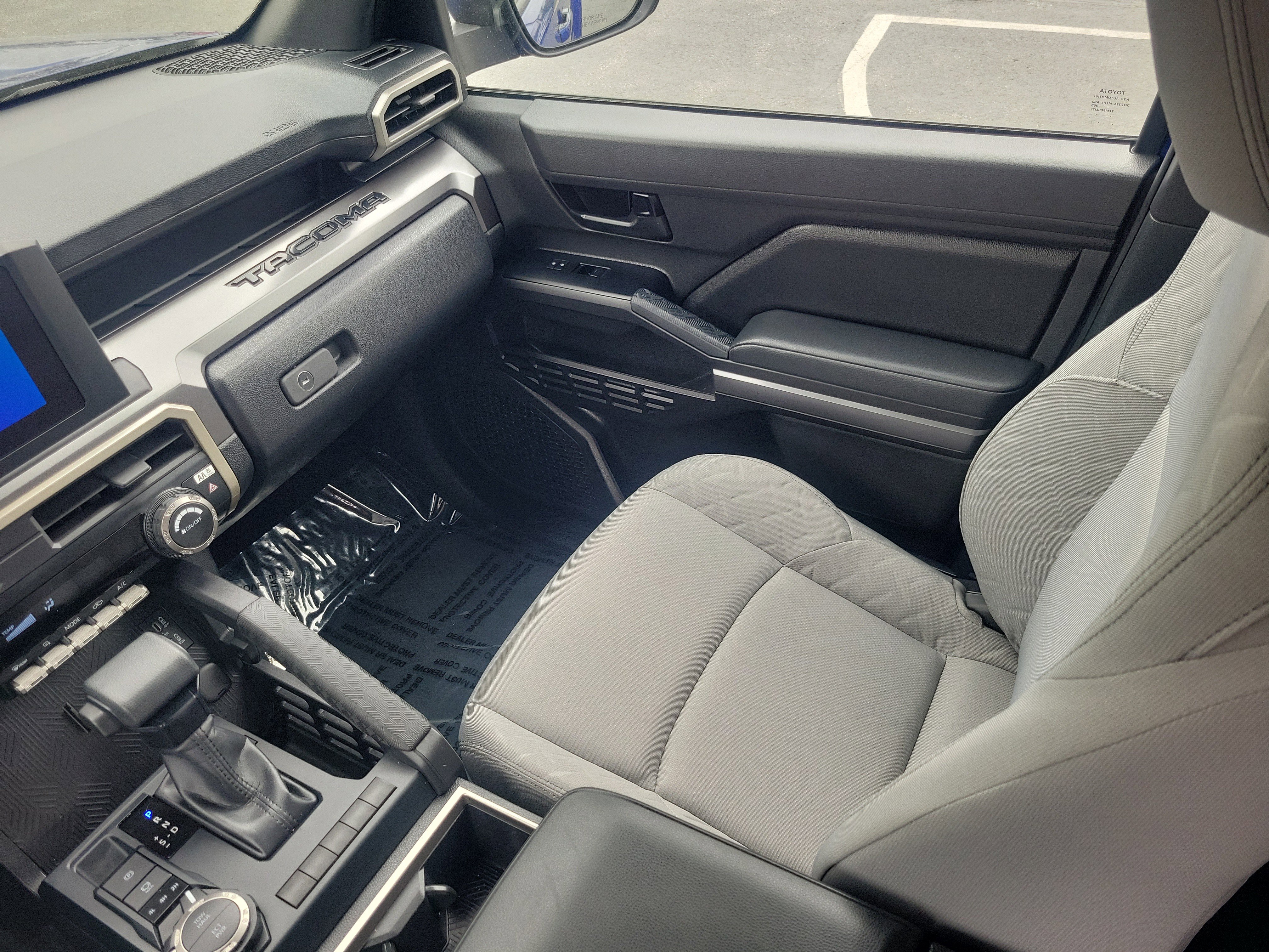 Certified 2025 Toyota Tacoma SR5 image 14