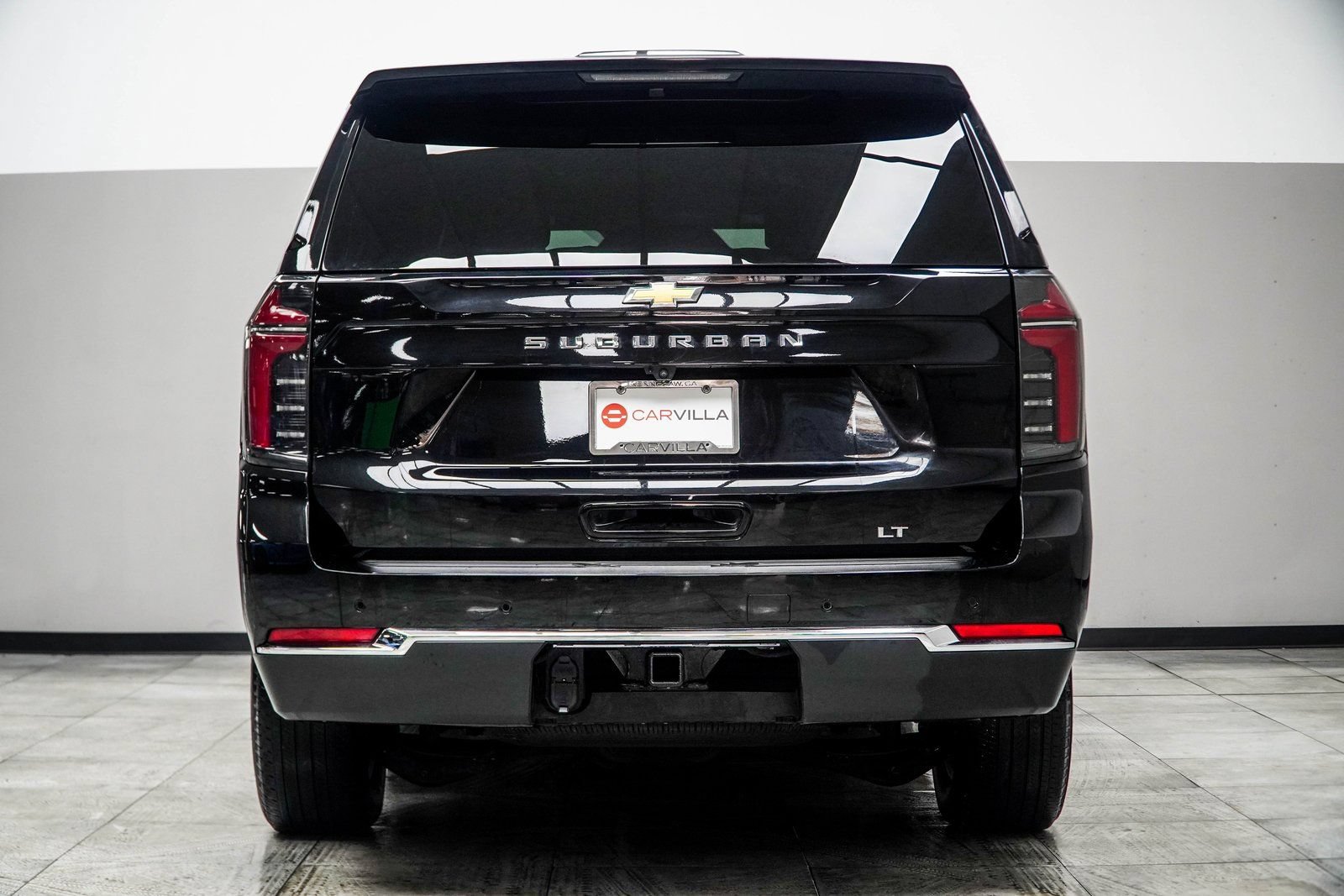 Used 2025 Chevrolet Suburban LT AWD/4WD image 12