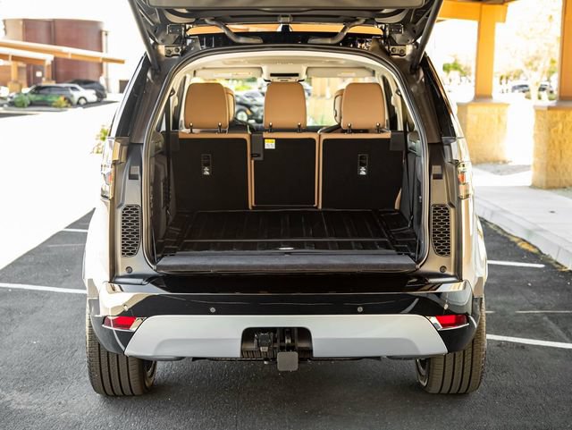 New 2025 Land Rover Discovery Metropolitan Edition AWD/4WD image 22