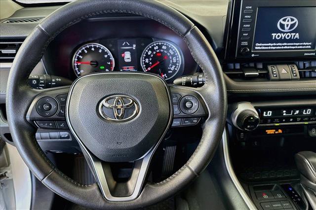 Used 2022 Toyota RAV4 XLE Premium AWD/4WD image 11