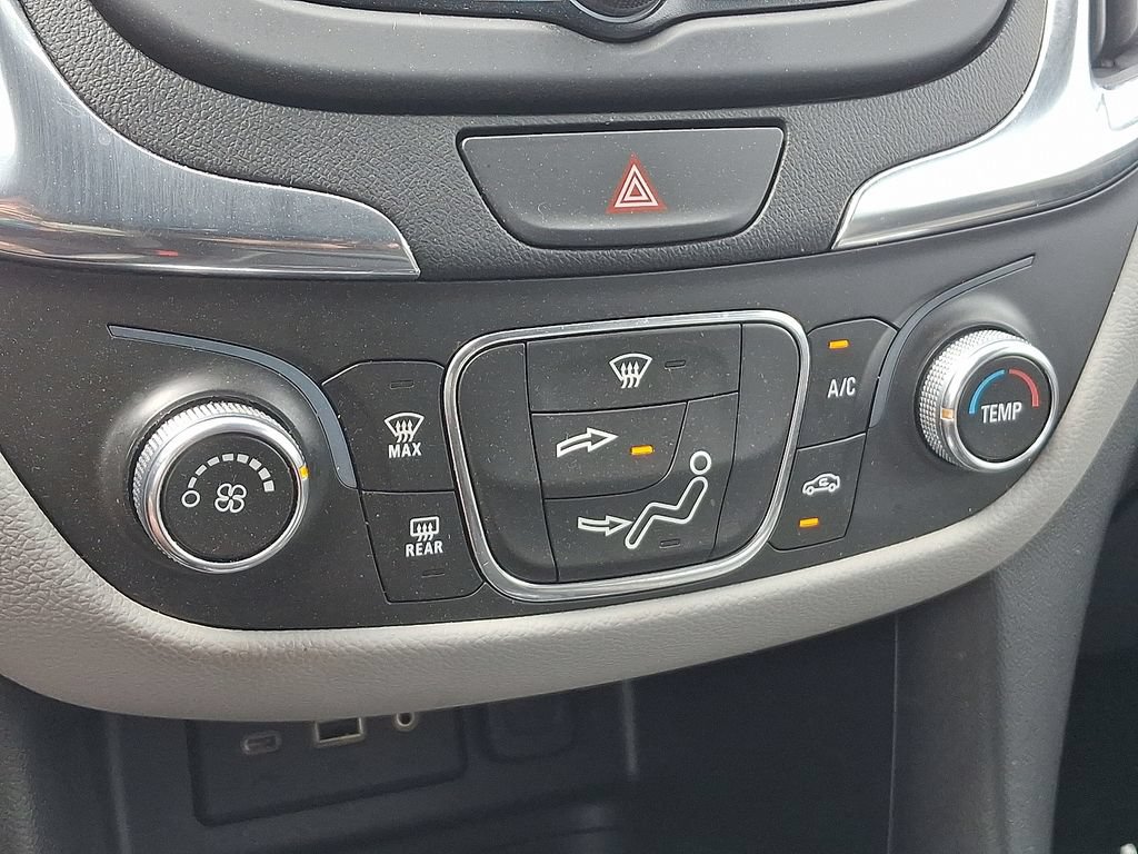 Certified 2021 Chevrolet Equinox LS w/ LS Convenience Package FWD image 16