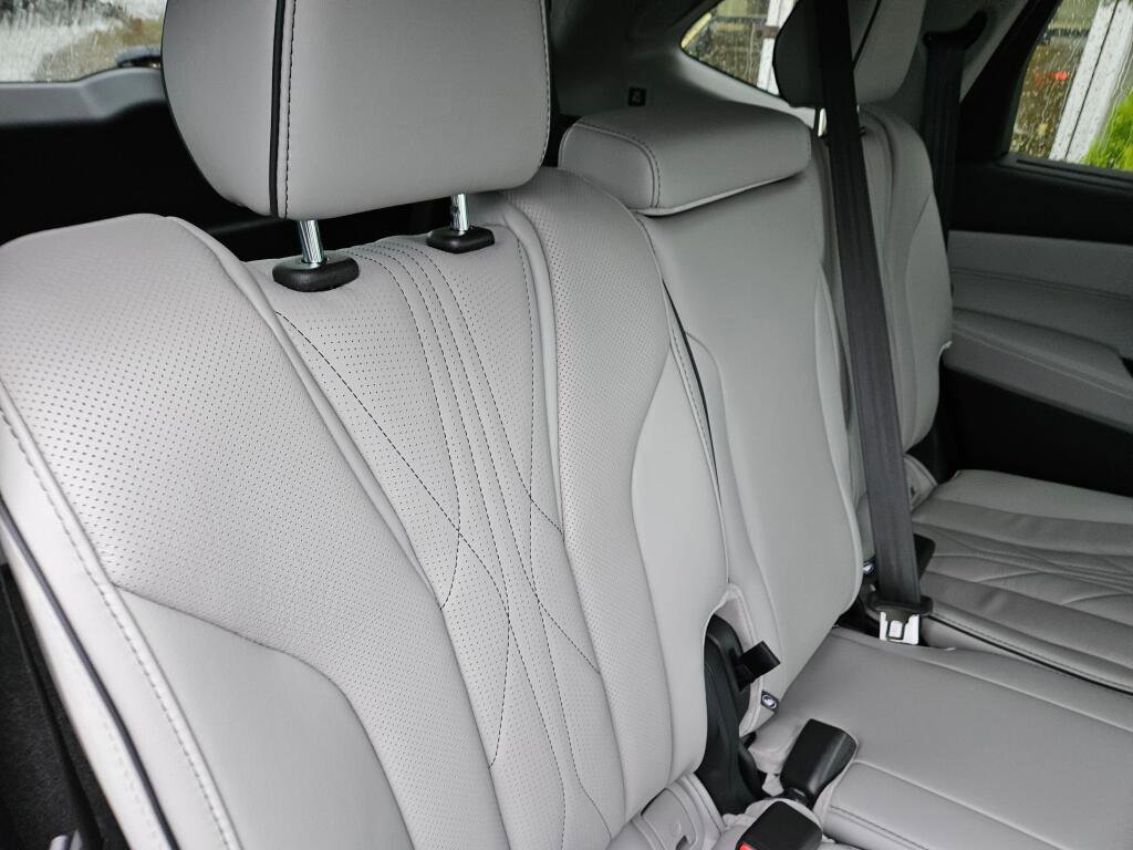 New 2026 Acura MDX SH-AWD w/Advance image 14