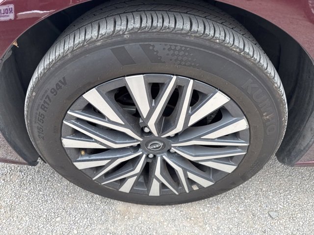 Used 2025 Nissan Altima 2.5 SV image 23