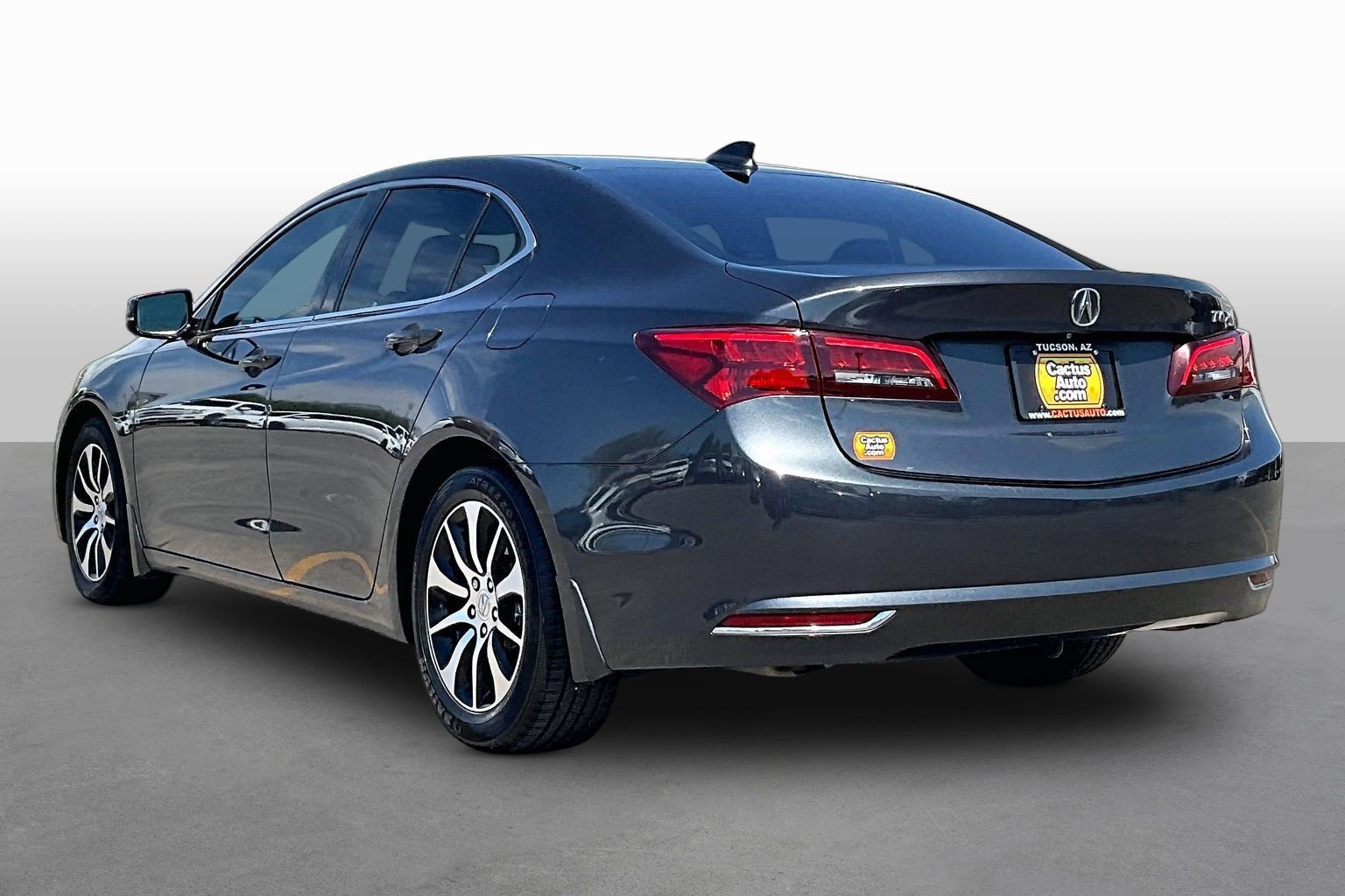 Used 2016 Acura TLX FWD image 11