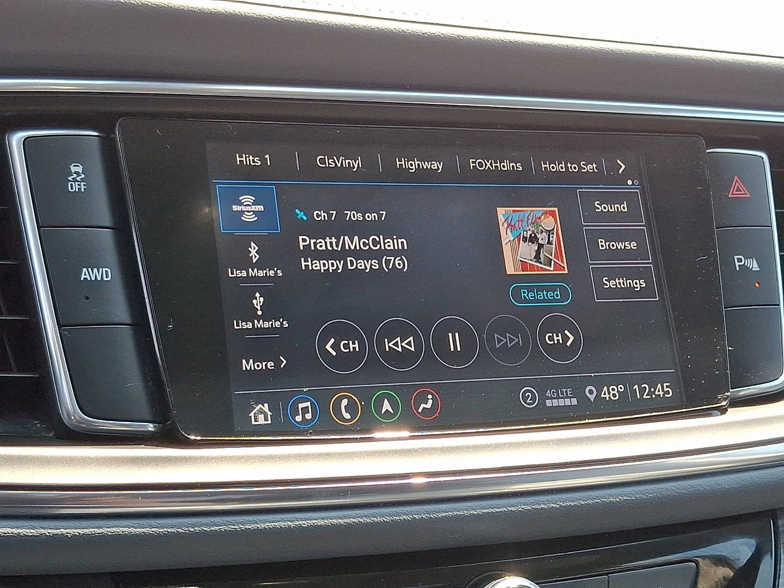 Used 2021 Buick Enclave Essence w/ Sport Touring Edition image 20