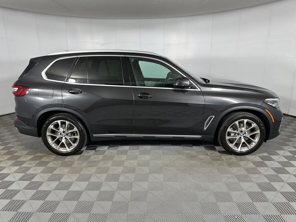 Certified 2023 BMW X5 xDrive40i w/ Premium Package AWD/4WD image 30
