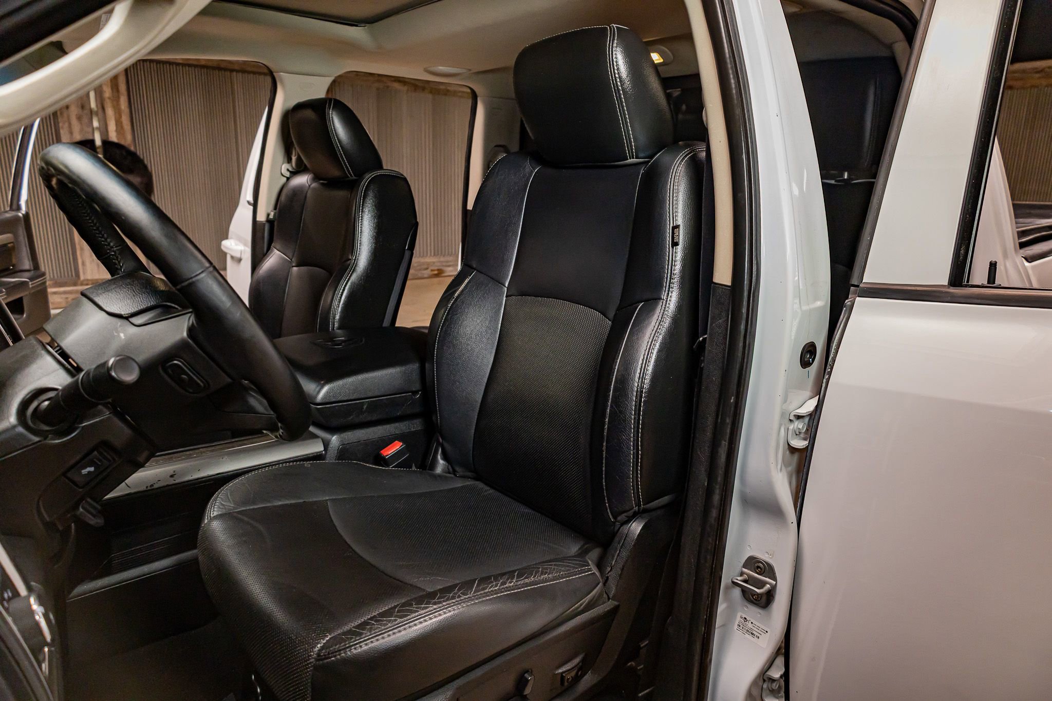 Used 2014 RAM 1500 Sport w/ Sport Premium Group image 19